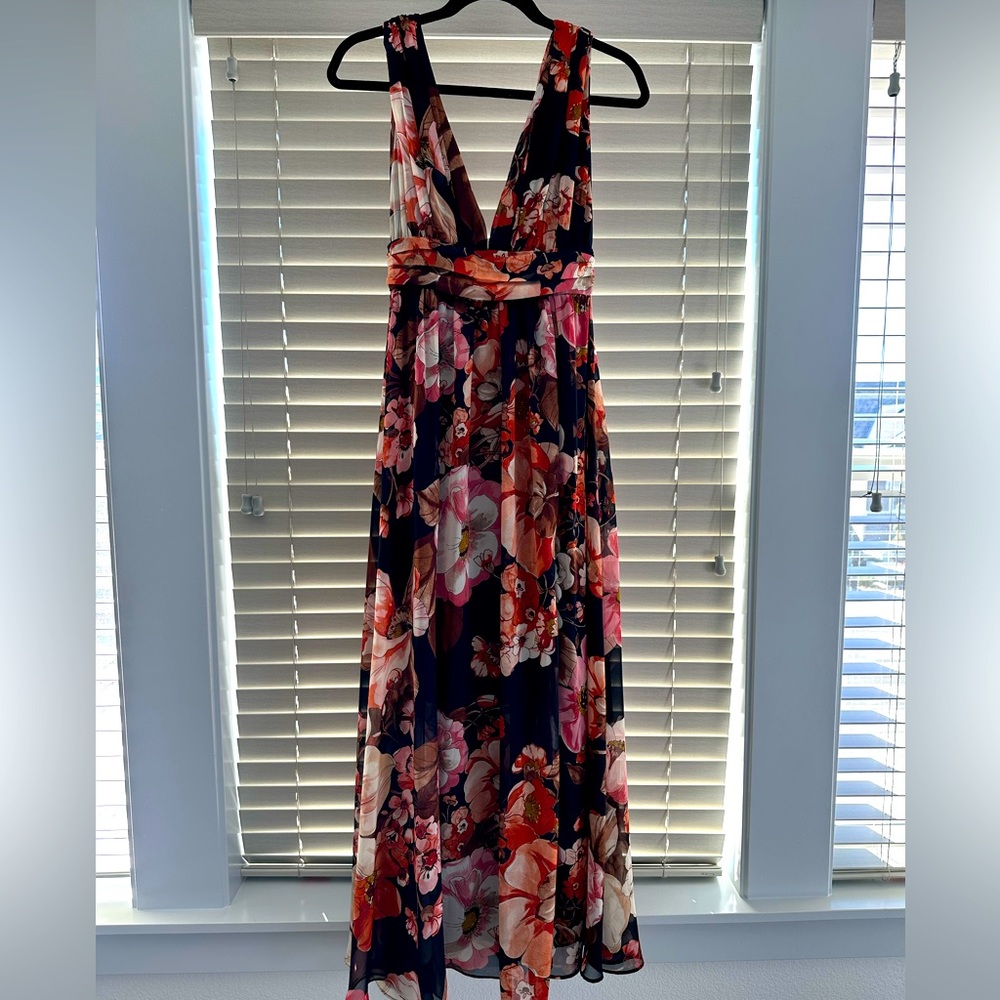 Lulus XS long floral dress
